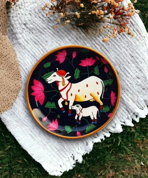 Pichwai Cow #PichwaiCow Gold & Black Decor Plate | Home Decor | Wall Hanging | 8 inch Art Culture Decor Plates, Artwork, Bengali Art Culture Decor Plates, Decor Plates, Decorative Items, Decorative Plates, Decorative Wall Art, Drawing Room, Eco-Friendly, Handcrafted, Handicrafts, Handmade, Handpainted, Home Decor, Home Interior Decoration, Living Room, Melamine Decor Plates, Paintings, Pichwai Cow, Pichwai Cow Decor Plates, Religious Decor Plates, Wall Art, Wall Decor, Wall Hanging, Wall Plates