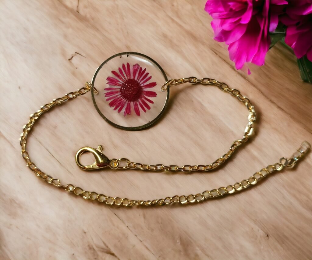 "Exquisite Deep Pink Aster Flower Jewellery Bracelet - Set of 1 Masterpiece"