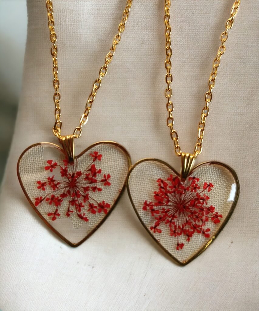 "Exquisite Love Red Annelace Flower Jewellery Necklace - Set of 1 Masterpiece"